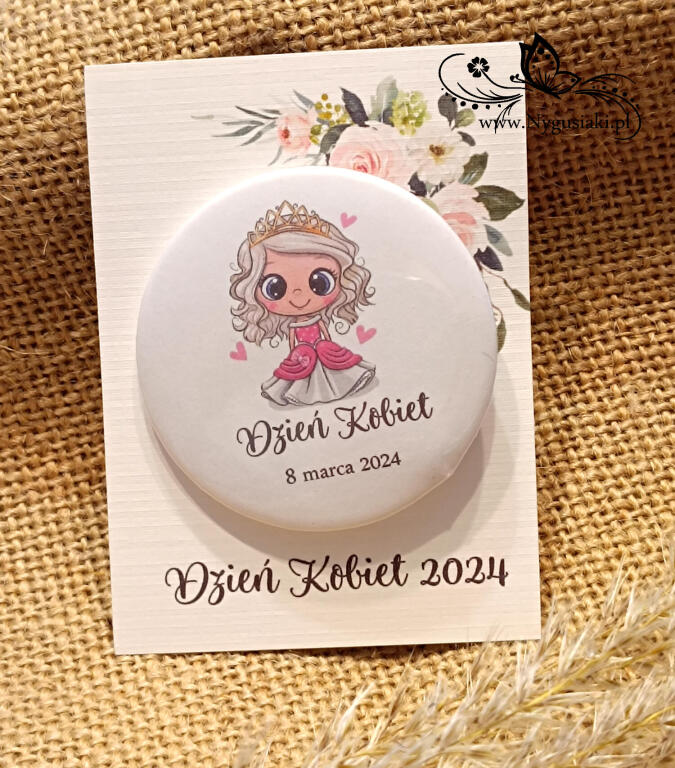 Przypinka dzień kobiet